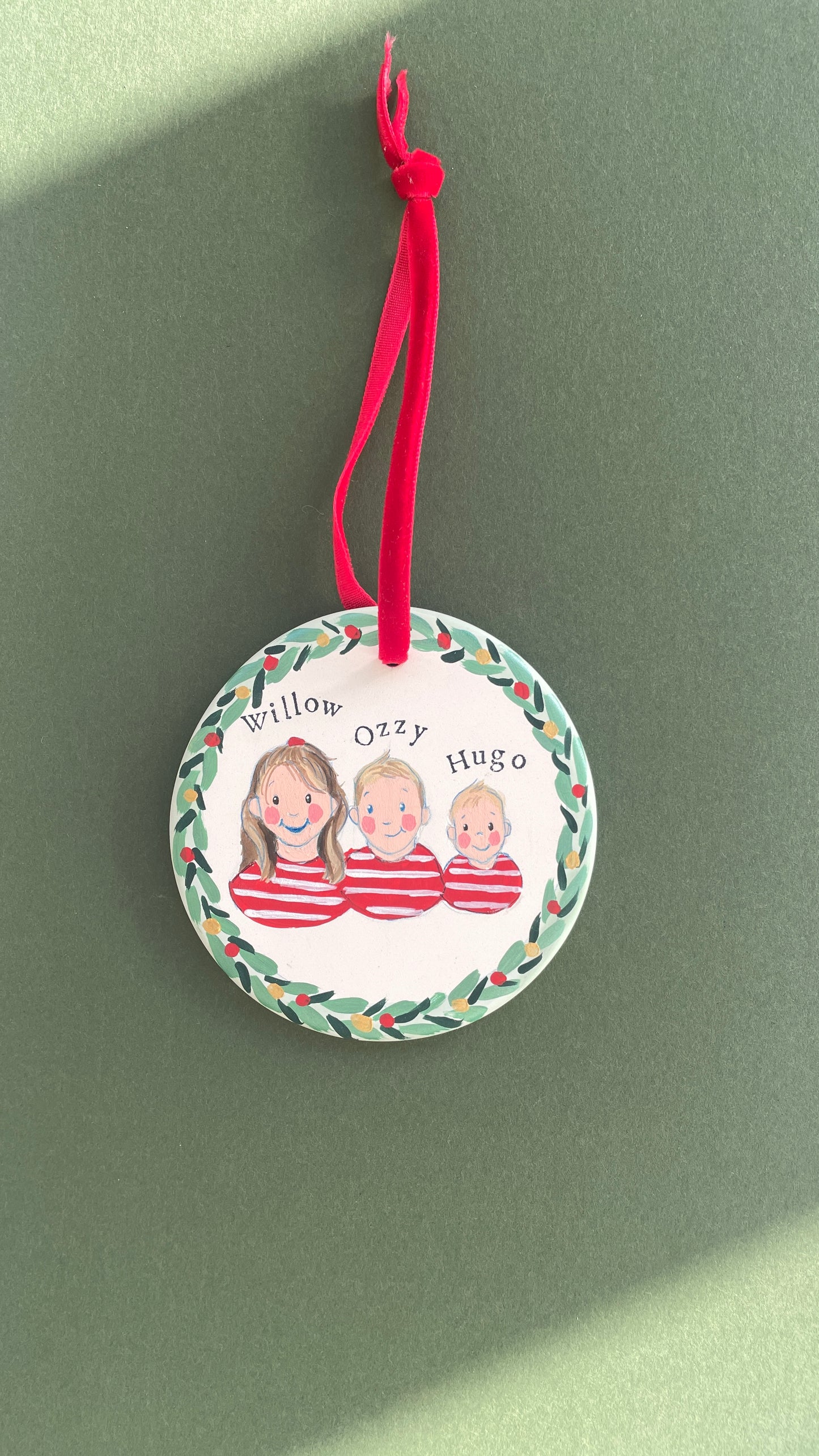 Sibling Portrait Flat Bauble