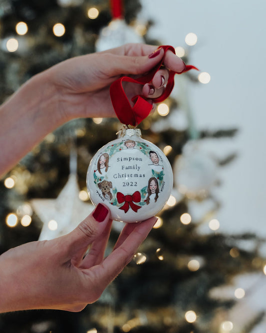 Wreath Family Portrait Christmas Bauble