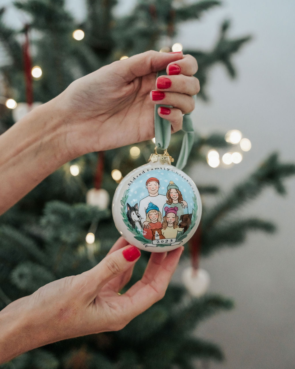 Family Portrait Bauble Snowy